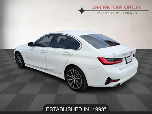 2019 BMW 330 i