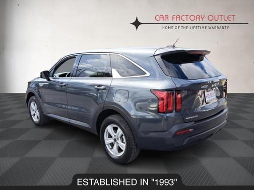 2023 Kia Sorento LX