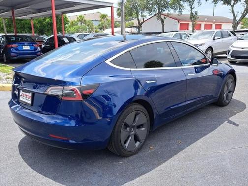2019 Tesla Model 3 Mid Range