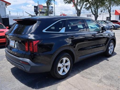 2021 Kia Sorento LX
