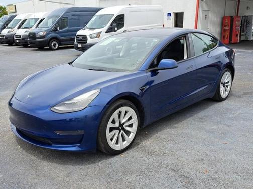 2022 Tesla Model 3 Base
