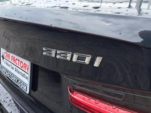 2019 BMW 330 i