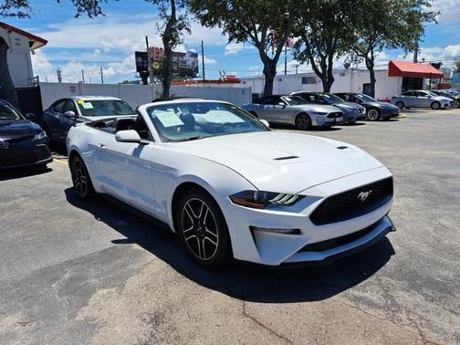 2023 Ford Mustang EcoBoost