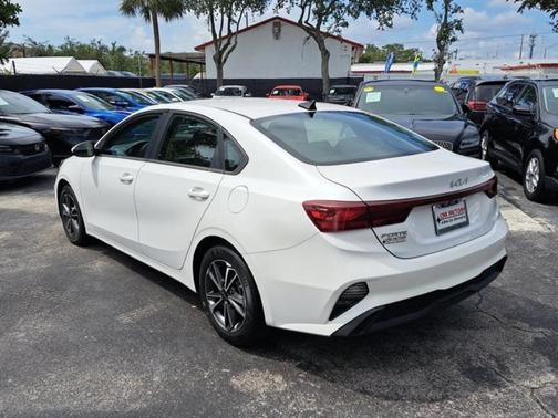 2022 Kia Forte LXS
