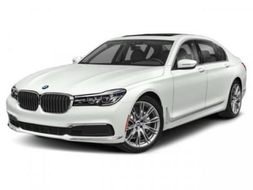 2019 BMW 740 i
