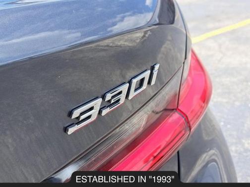 2021 BMW 330 i