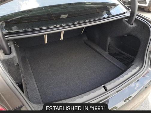 2022 BMW 330 i