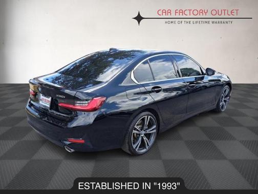 2022 BMW 330 i