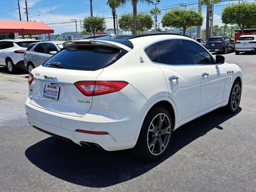 2017 Maserati Levante S