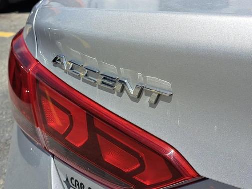 2021 Hyundai Accent SE