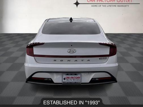 2023 Hyundai SONATA SE
