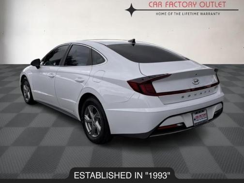2023 Hyundai SONATA SE