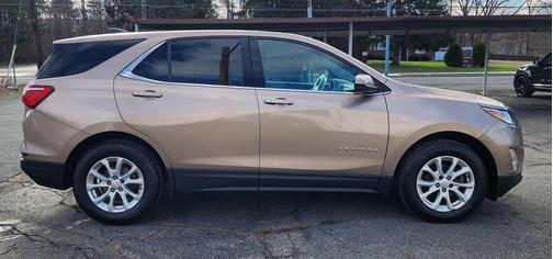 Sandy Ridge Metallic 2019 Chevrolet Equinox 1LT