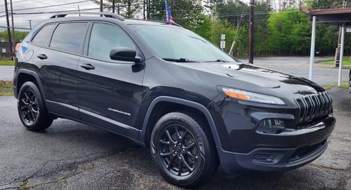 Brilliant Black Crystal Pearlcoat 2016 Jeep Cherokee Sport