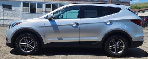 Sparkling Silver 2017 Hyundai Santa Fe Sport 2.4L