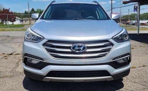 Sparkling Silver 2017 Hyundai Santa Fe Sport 2.4L