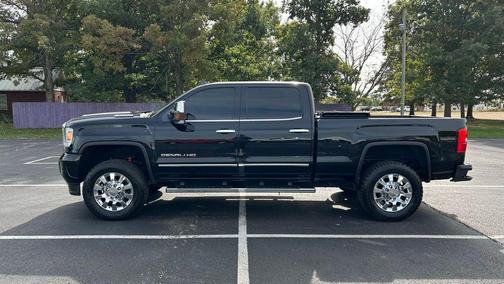 2019 GMC Sierra 2500 Denali