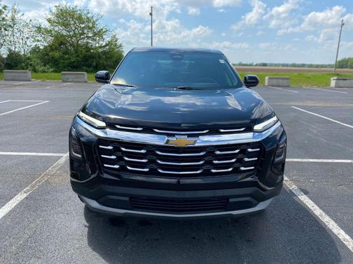 Mosaic Black Metallic 2026 Chevrolet Equinox 1LT