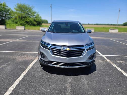 Sterling Gray Metallic 2024 Chevrolet Equinox 1LT