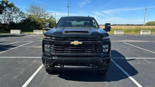 2025 Chevrolet Silverado 2500 Custom