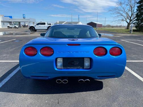 1999 Chevrolet Corvette Base