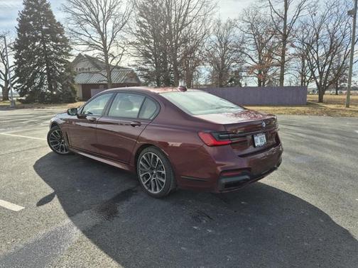 2022 BMW 750 i xDrive