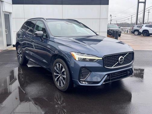 Denim Blue Metallic 2023 Volvo XC60 B5 Plus Dark Theme