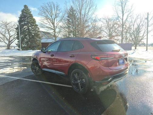 2022 Buick Envision FWD Essence