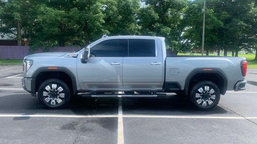 2024 GMC Sierra 2500 Denali