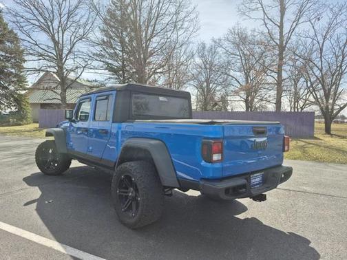 2021 Jeep Gladiator Sport