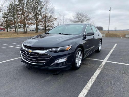 Dark Ash Metallic 2023 Chevrolet Malibu 1LS