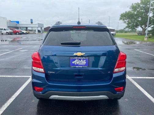 Pacific Blue Metallic 2020 Chevrolet Trax LT