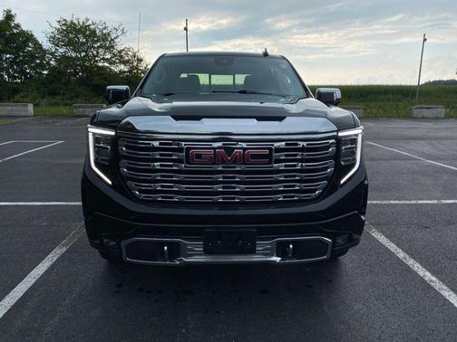 Onyx Black 2023 GMC Sierra 1500 Denali