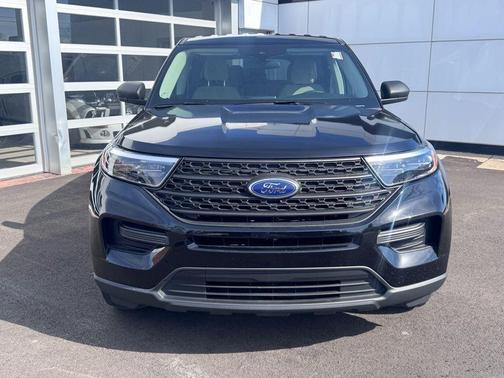 2023 Ford Explorer Base