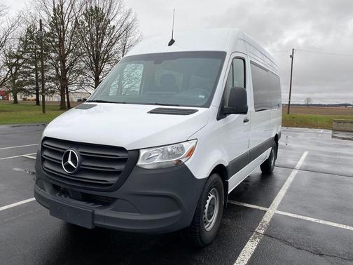 2024 Mercedes-Benz Sprinter 2500 Standard Roof
