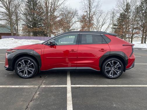 2023 Toyota bZ4X Limited