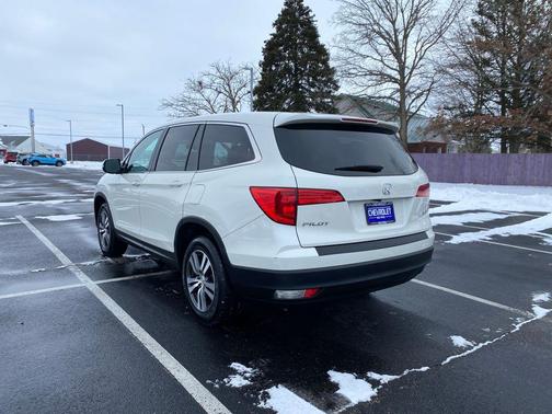 2018 Honda Pilot EX