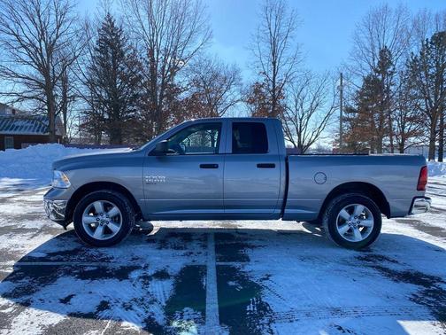 2024 RAM 1500 Classic SLT