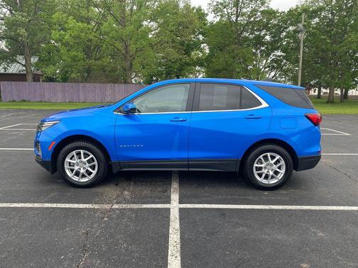 Riptide Blue Metallic 2024 Chevrolet Equinox 1LT