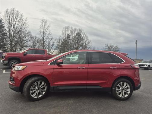 2023 Ford Edge Titanium