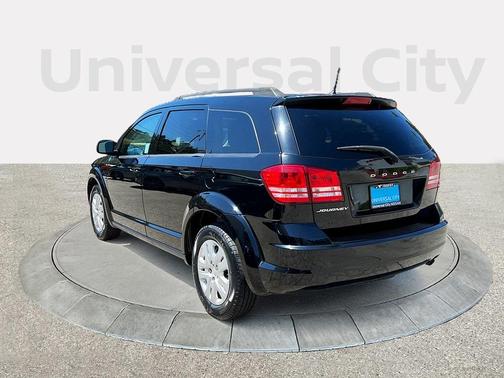 Photo 3 of 22 of 2019 Dodge Journey SE Value Package