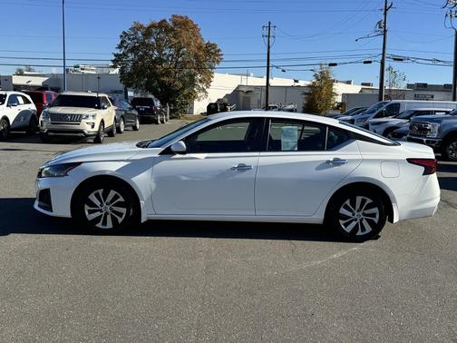 2023 Nissan Altima S FWD