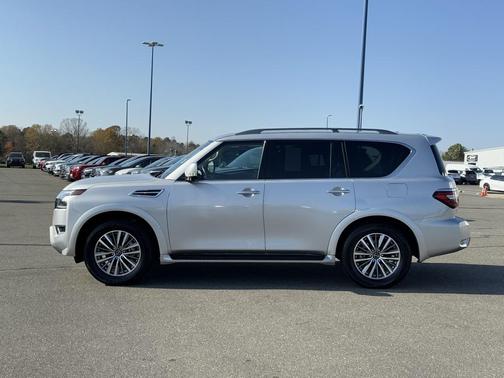 2023 Nissan Armada SL 2WD