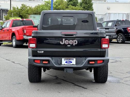 2022 Jeep Gladiator Mojave 4x4
