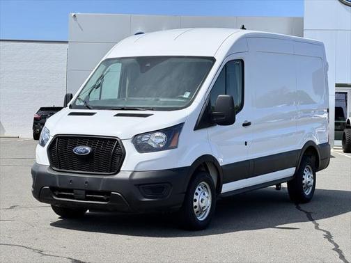 2022 Ford Transit-250 Base