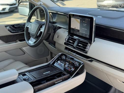 2020 Lincoln Navigator Reserve