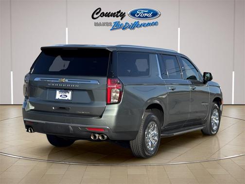 2023 Chevrolet Suburban Premier