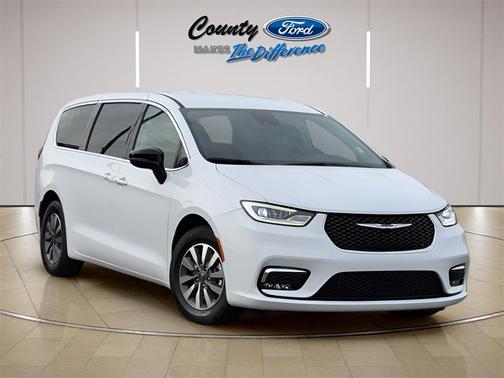 2024 Chrysler Pacifica Hybrid Select