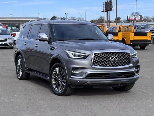 2019 INFINITI QX80 Luxe