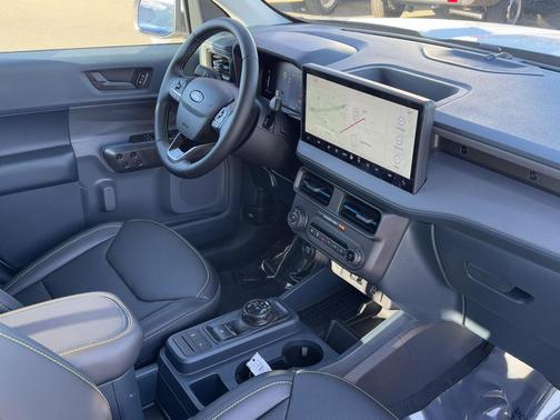 2025 Ford Maverick Lobo